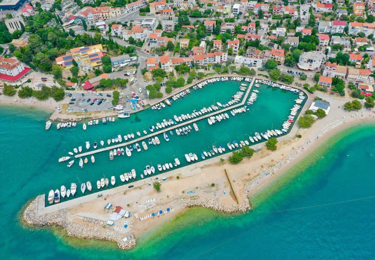 Apartments Nika Crikvenica Exterior foto
