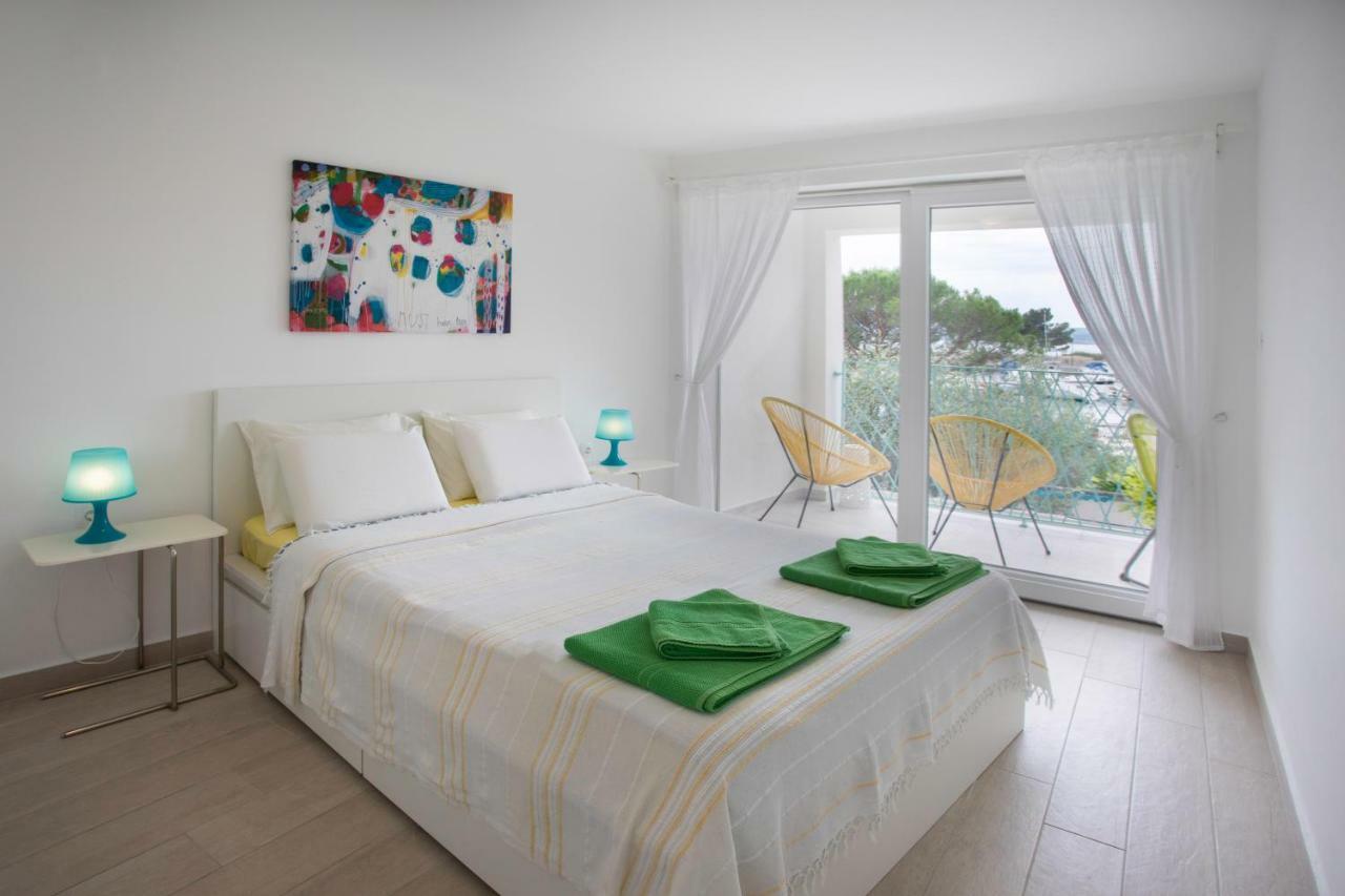 Apartments Nika Crikvenica Exterior foto